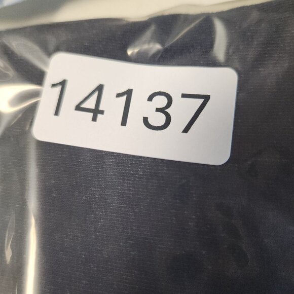 Women's Small AC/DC Cropped Retro Oversized Knit Shirt Black Short Sleeve Music - Picture 7 of 7